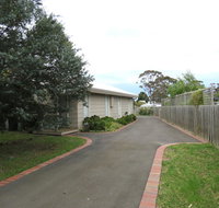 5 Little Penguin Crt Cowes - Cottage near the Beach - Accommodation Melbourne