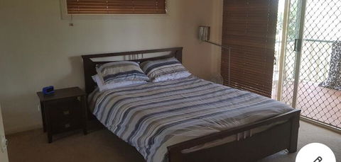 5 Mins To Movie World & Pet Friendly - Accommodation Melbourne 1