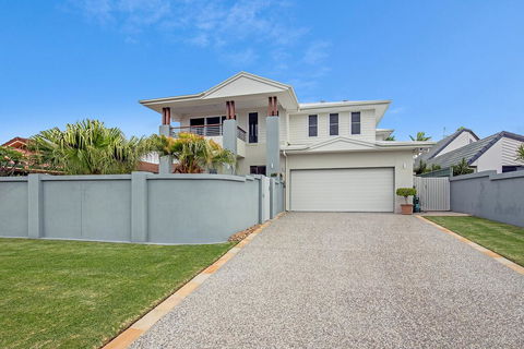 5 Star Water Front Luxury, Rooms Ava Gold Coast - Accommodation Melbourne 1