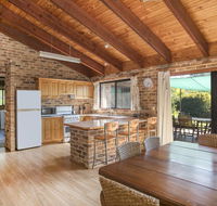 75 River Rd - Tabourie Hideaway - Accommodation Melbourne