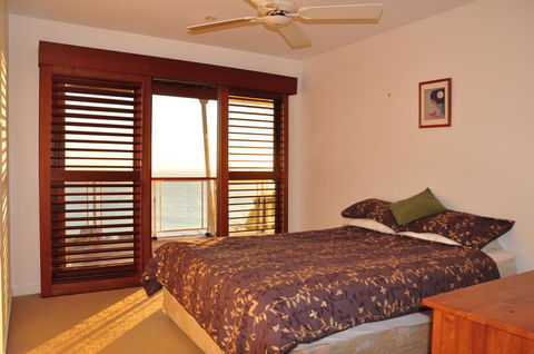 77 Cooloola Drive-Rainbow Beach - Accommodation Melbourne 0