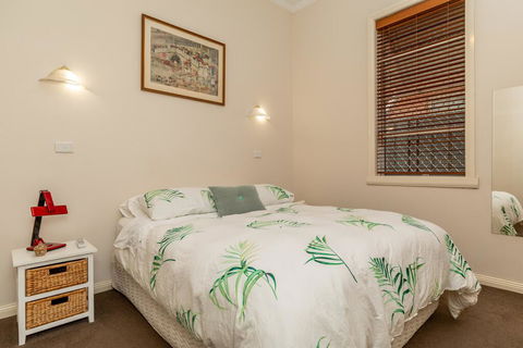 94Best Apartments - Accommodation Melbourne 1