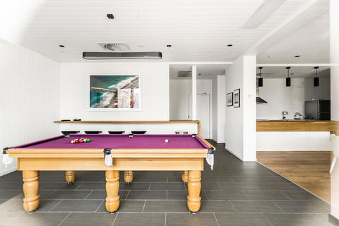 A PERFECT STAY - Adam + Eve - 2 Bedroom Luxury Apartment In Eve Tower - Accommodation Melbourne 3