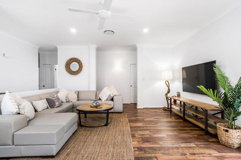 A PERFECT STAY - Julian Rocks House - Accommodation Melbourne 0