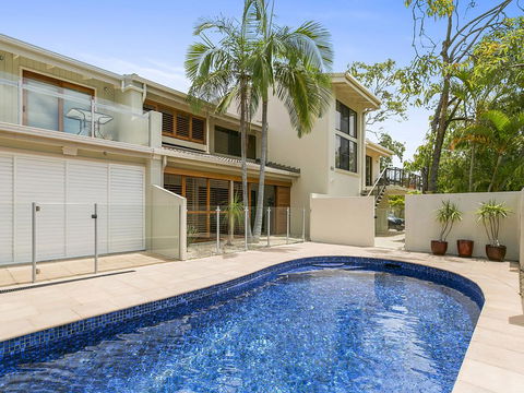 A Superb Location For Enjoying The Best Of Noosa - Unit 2/69 Noosa Parade - Accommodation Melbourne 0