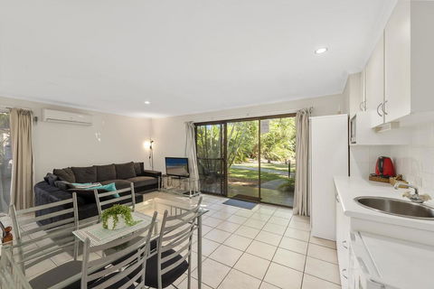 Aanuka Tropical Spa Bure - Accommodation Melbourne 0