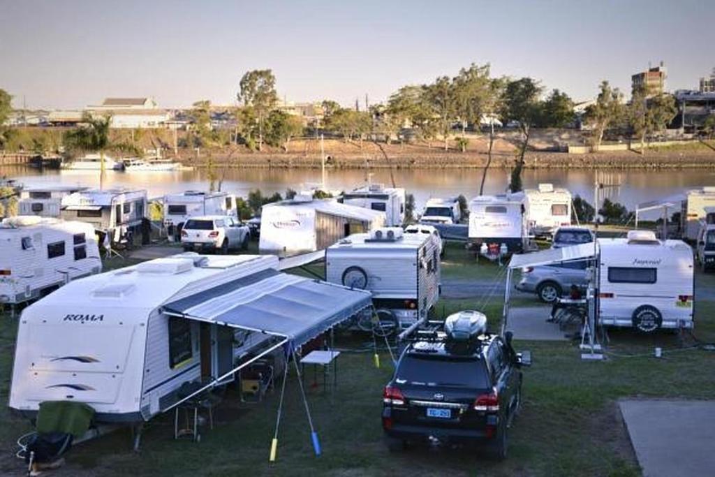 Bundaberg QLD Melbourne 4u