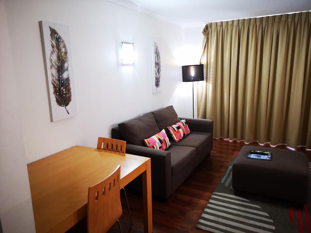 Brisbane City QLD Melbourne 4u