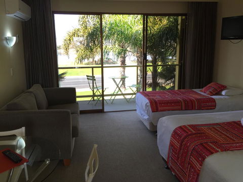 Abel Tasman Waterfront Motel - Accommodation Melbourne 3