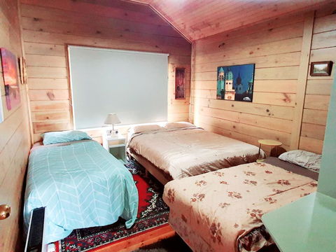 Abelia Cottages SPA LAKESIDE COTTAGE NO 1 - Accommodation Melbourne 1