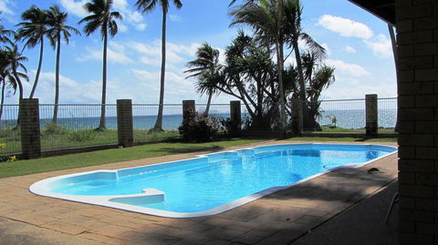 ABSOLUTE BEACH FRONT MACKAY - Comfort Resort Blue Pacific - Accommodation Melbourne 1