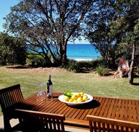Absolute Beachfront Mollymook - Accommodation Melbourne