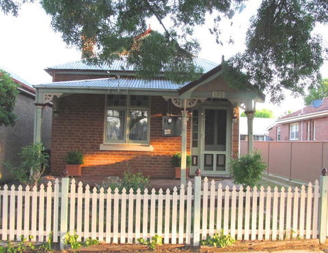 Acacia Cottage On Peel, Bathurst - Accommodation Melbourne 0