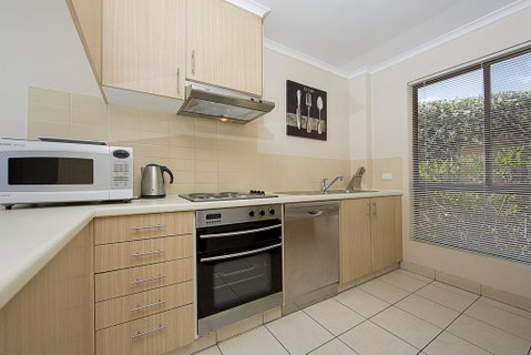 Accommodate Canberra - Kingston Court - Accommodation Melbourne 3