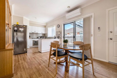 Discover Your Perfect Getaway In Laverton - Accommodation Melbourne 2