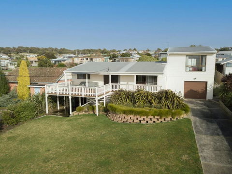 Dune Views - Accommodation Melbourne 0