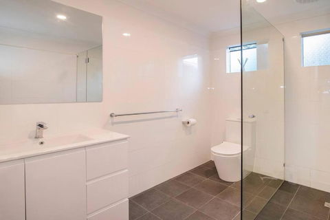 Eagle Bay Summerhaus - Accommodation Melbourne 2