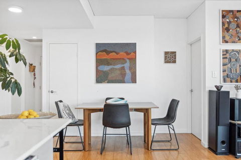 EAST34/60 - Urban Sanctuary - Accommodation Melbourne 2