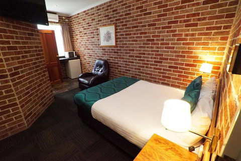 Exies Bagtown - Accommodation Melbourne 2