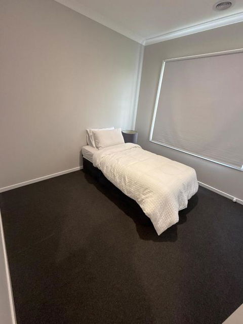 Entire HouseShort Long Term Stay In Lara - Accommodation Melbourne 2