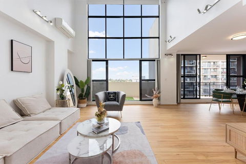 Epic CBD City View 3BR Penthouse Walk To Station&shopping Centre - Accommodation Melbourne 2