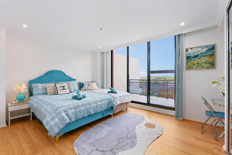 Epic CBD City View 3BR Penthouse Walk To Station&shopping Centre - Accommodation Melbourne 3
