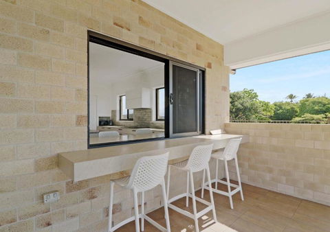 ESCAPE WITH A VIEW - Accommodation Melbourne 4