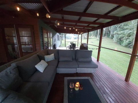 Eucalyptus Escape - Privacy In The Hinterland - Accommodation Melbourne 4