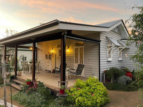 Entire Boutique Home - The Rustic Cottage - Canungra - Accommodation Melbourne 0