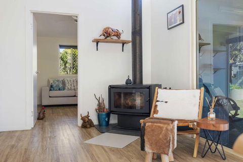 Fiery, Cozy Starry Nights - Farm Stay! - Accommodation Melbourne 0