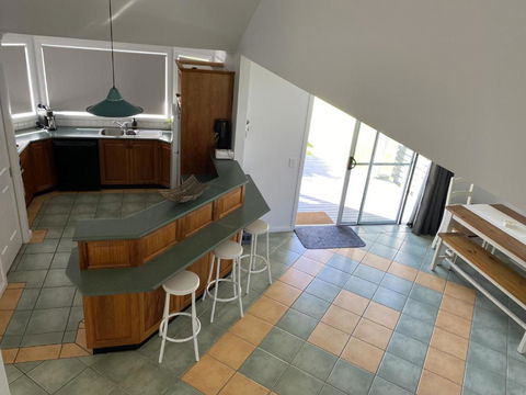 FAIR11W - Fairlight House - Accommodation Melbourne 2