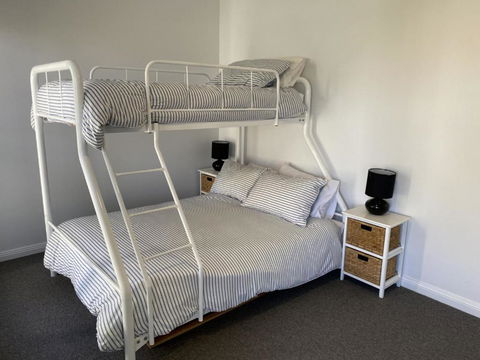 FAIR11W - Fairlight House - Accommodation Melbourne 4