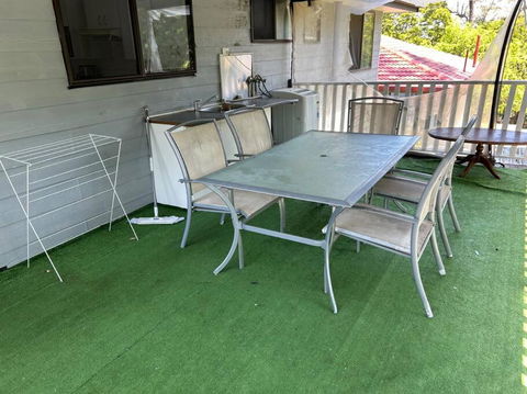 FAMILY 3-bedroom Everton Hills Apartment - Accommodation Melbourne 3