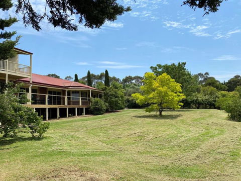 Farmhouse In The Heart Of Wine Country, 10 Minutes To Beach - Accommodation Melbourne 2
