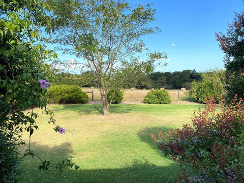 Farmhouse In The Heart Of Wine Country, 10 Minutes To Beach - Accommodation Melbourne 4