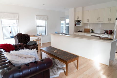 Gawler Townhouse U1 1 Bedroom - Accommodation Melbourne 0