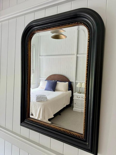 Grand Old Crow Hotel - Accommodation Melbourne 2