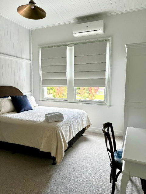 Grand Old Crow Hotel - Accommodation Melbourne 4