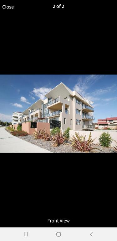GREENWAY WATERS Apartments - Accommodation Melbourne 0