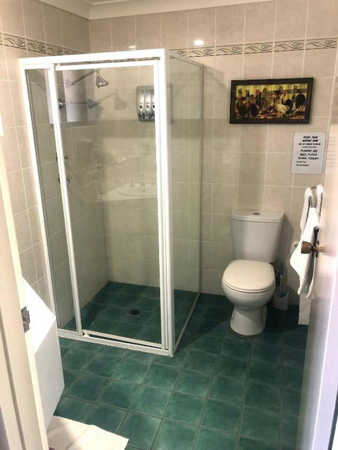 Hilltops Retreat Motor Inn - Accommodation Melbourne 1