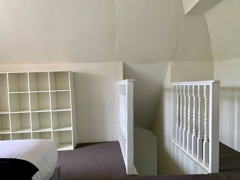 Historic Charm, Renovated Touch - Accommodation Melbourne 1