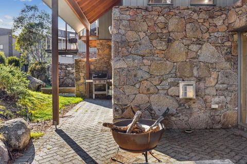 Ice 3 - Accommodation Melbourne 1