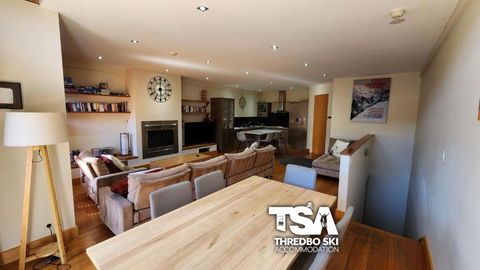 Ice Chalet 2 - Accommodation Melbourne 1