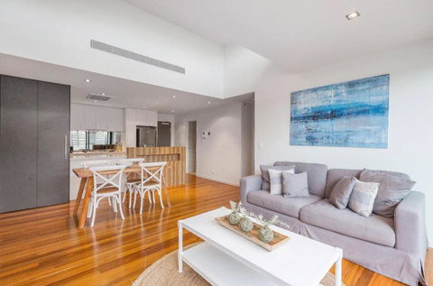 Hotel Lifestyle Home Living In Williamstown - Accommodation Melbourne 0