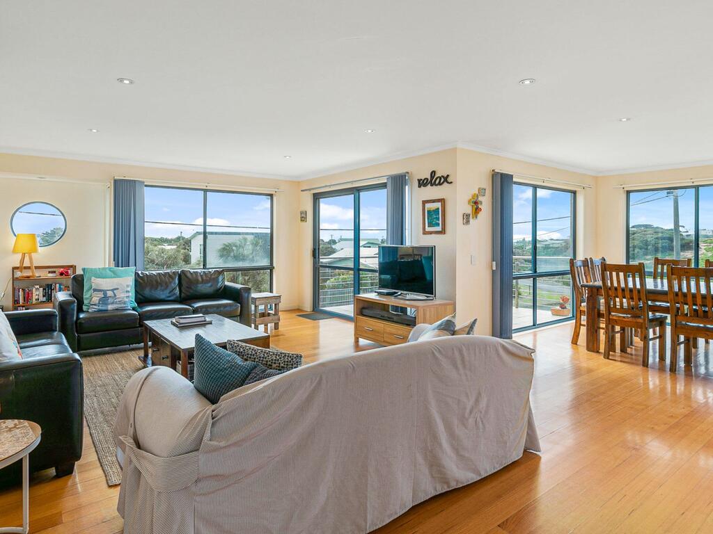 Surf Beach VIC Accommodation Melbourne