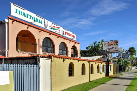 Adobe Motel - Accommodation Melbourne 0