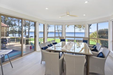 Adrift Retreat - St Georges Basin Waterfront Home - Accommodation Melbourne 2