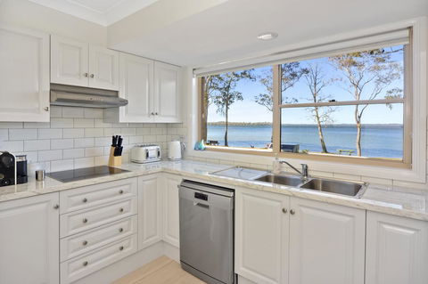 Adrift Retreat - St Georges Basin Waterfront Home - Accommodation Melbourne 3