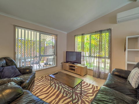 Affordable Holiday Home - Accommodation Melbourne 0