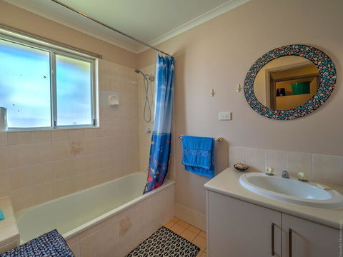 Affordable Holiday Home - Accommodation Melbourne 3